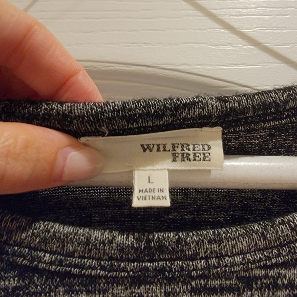 Wilfred Free Cropped Long Sleeve - Picture 2 of 2